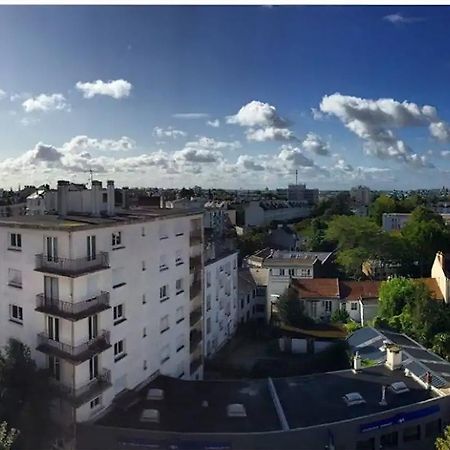 Charmant Appartement Lumineux - Dernier Etage Avec Balcon - Proche Centre-Ville Nantes Bagian luar foto